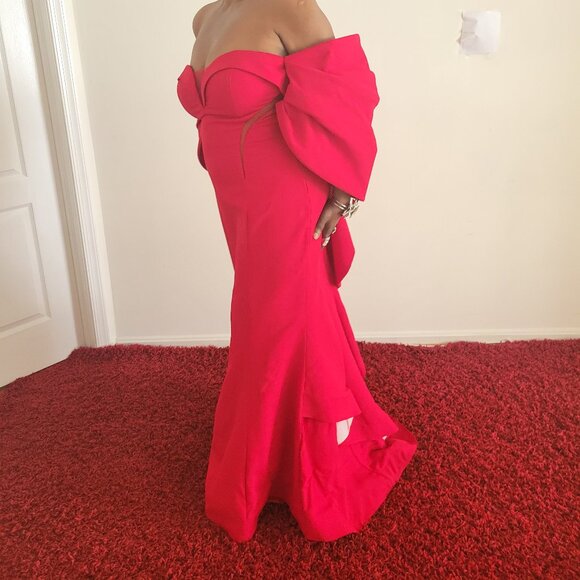 ALLURE Puff Sleeve Ruched Sheath Gown | Off-Shoulder Sweetheart Bodycon Formal - Picture 5 of 10